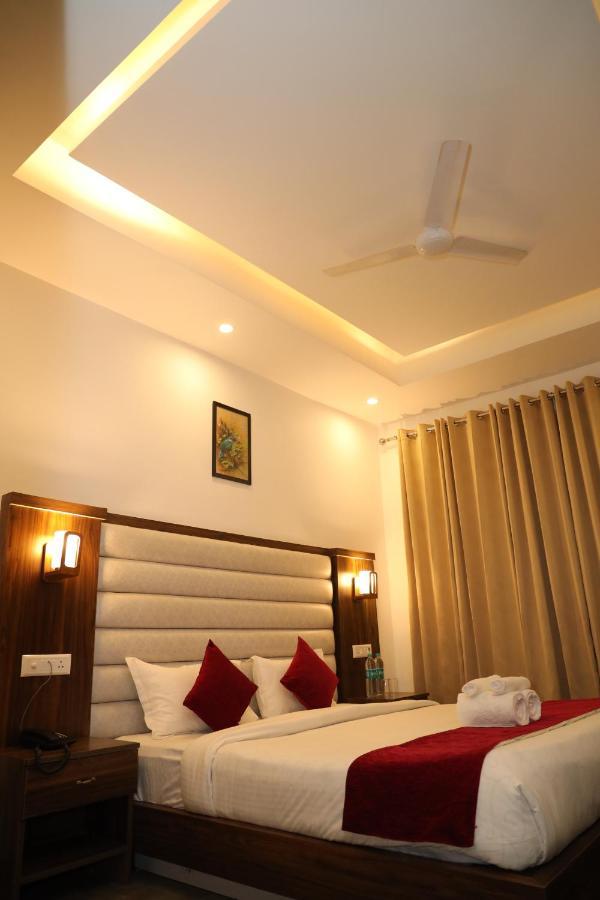 Hotel Cordelia Inn By Devpaga Hotels Pvt Ltd Rishikesh Exterior photo